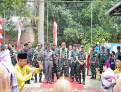 Pj Sekda Kampar Dampingi Kedatangan Letjen TNI Sonny Aprianto beserta Tim Pengawasan dan Evaluasi TMMD Ke-121