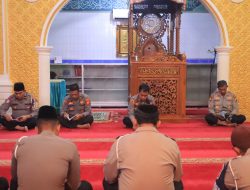 Kapolres Kampar Pimpin Pengajian Yasinan Rutin Malam Jumat,  Tunjukkan Komitmen Polri dalam Upaya Menjaga Kemanusiaan dan Ketenangan
