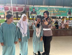 Satlantas Polres Kampar Berikan Edukasi dan Helm SNI Kepada Pelajar di SMP N 1 Bangkinang Kota, Wujudkan Kamseltibcarlantas