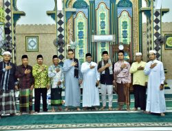 Wakili Bupati Kampar, Plt. Kadis Kominfo  Hadiri Tabligh Akbar serta Membuka secara Resmi Pelatihan Multi Remaja Di Masjid Raya Al-Falah Salo