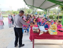 Siswa TK Mutiara Bunda Kunjungi Mapolsek Tapung,  Belajar Mengenal Profesi Kepolisian