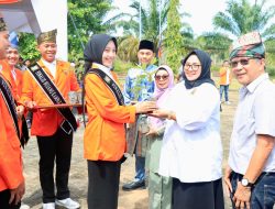 Gubernur Riau H. Abdul Wahid, M.Si, Wakil Bupati Kampar Dr. Hj. Misharti, S.Ag, M.Si dan Rocky Gerung Hadiri Aksi Hijau Peringatan HUT 73 Tahun PII