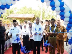 Bersama Deputi V Kantor Staf Presiden RI, Bupati Kampar Kunjungi Dapur MBG Siberuang
