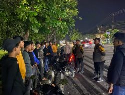 Pastikan Kamtibmas di Kota Bangkinang, Kasat Intelkam dan Kaniti Tipikor Turun Gelar Patroli Blue Light