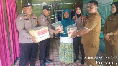 Kapolres Kampar Salurkan Bantuan Sembako, Wujud Kepedulian di Tengah Masyarakat