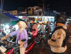 Patroli Humanis Tim Raga: Menyapa dan Melindungi Warga Bangkinang