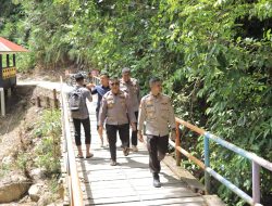 Kapolres Kampar Ajak Masyarakat Lestarikan Rimbang Baling Lewat Patroli Jelajah Sungai!