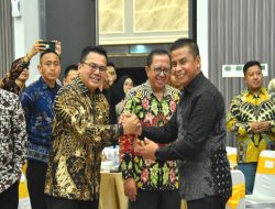 Pisah Sambut Kajari Kampar Sapta Putra Kepada Dwianto Prihartono, di Rumah Dinas Bupati