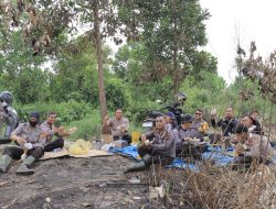 Kapolres Kampar Pimpin Langsung Penanganan Kebakaran Lahan di Tapung, Tunjukkan Kebersamaan dan Kepemimpinan!