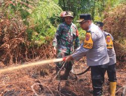 Baru Jabat Kapolres Kampar, AKBP Boby Putra Ramadhan S Langsung Tangani Karhutla di Rimbo Panjang