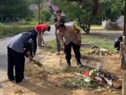 Bhabinkamtibmas Desa Merangin Bangun Pojok Baca, Pererat Hubungan Polisi-Masyarakat!