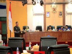 Bupati Kampar didampingi Wabup Sampaikan Jawaban atas Pandangan dari Fraksi- Fraksi