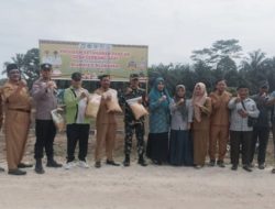 Dukung Ketahanan Pangan Nasional, Polsek Tapung hilir Bersama Upika Tanam Jagung di Desa Gerbang Sari