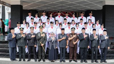 Bupati Kampar Resmi Kukuhkan, 30 Anggota Paskibraka Tahun 2025