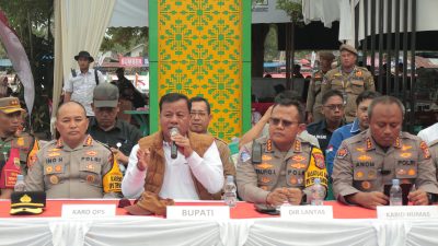 Polda Riau Gelar Konferensi Pers Pengamanan Pacu Jalur 2025 di Kuansing