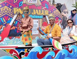Pertama Kali Lihat Pacu Jalur, Dubes Mozambik Terpukau