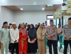 “Polri Presisi Hadir di Naga Beralih!” Kapolsek Kampar Santuni Dhuafa, Jalin Kedekatan dan Beri Pesan Kamtibmas di Momen Maulid Nabi!