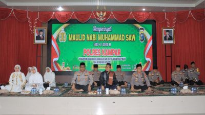“Teladani Akhlak Rasulullah, Wujudkan Polri Presisi!” Kapolres Kampar Peringati Maulid Nabi, Hadirkan Ustadz BomBom Beri Ceramah Inspiratif!