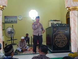 Kapolsek Kampar Ajak Masyarakat Pulau Sarak Bersinergi Jaga Kamtibmas! Silaturahmi di Masjid Babussalam Jadi Momentum!