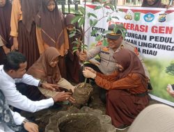 Siswa SMP 1 Bangkinang Kota Antusias Sambut Green Policing, Polisi Jadi Inspirasi Jaga Lingkungan!