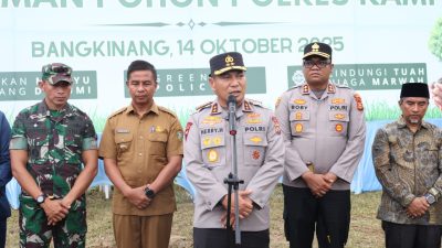Ketua DPRD Kampar Hadiri Acara Penanaman Pohon di Mapolres Kampar, Dibuka Langsung oleh Kapolda Riau