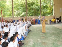 Wabup Kampar Hadiri Edukasi dan Sosialisasi HIV/AIDS di SMAN 1 Kampar Kiri