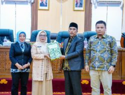 Pemkab Kampar Sampaikan 7 Ranperda ke DPRD Kampar