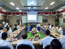 Bupati Kampar Pimpin Rapat Penyaluran Bantuan Bencana Hidrometeorologi Untuk Sumbar, Sumut dan Aceh