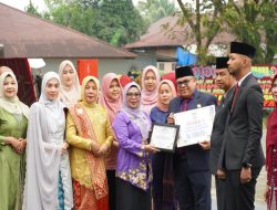 XIII Koto Kampar Terima Segudang Penghargaan Di Hari Ibu Tahun 2025