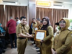 Bappeda Kampar Taja Lomba Inovasi Daerah 2025, Hadiah diserahkan Bupati Kampar
