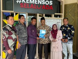 Bupati dan Wabup Kampar Temui Mensos RI Bahas SR