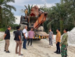 Polres Kampar Patroli Penambangan Ilegal, Dua Pekerja Alat Berat Diamankan!