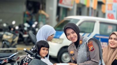 Jumat Berkah, Satlantas Polres Kampar Berbagi dengan Masyarakat