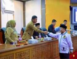 Bupati dan Wabup Hadiri Paripurna Penutupan dan Pembukaan Masa Reses Persidangan I DPRD Kampar
