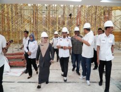 Wabup Kampar Tinjau Renovasi Masjid Islamic Center