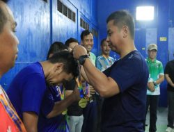 Bupati Tutup Tournament Badminton Sempena Hari Jadi Kampar, Kemenag Juarai