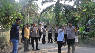 Kapolres Kampar Tinjau Pembangunan Jembatan Lubuk Agung, Pastikan Berjalan Lancar!