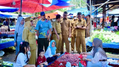 Wabup Kampar inspeksi ke Pasar Bangkinang, Pantau Harga Sembako