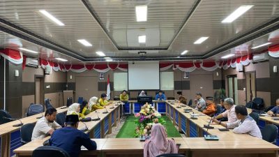 Wabup Misharti Pimpin Rapat Exit Meeting LKPD Kampar 2025