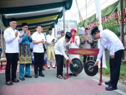 Bupati Kampar Buka Festival Lomang Ghayo Onam