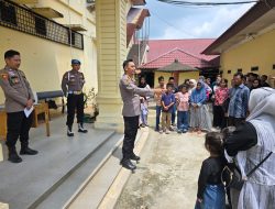 Meski di Balik Jeruji, Ikatan Keluarga Tetap Hangat: Polres Kampar Berikan Pelayanan Humanis di Hari Idul Fitri  