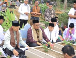 Kapolres Kampar Hadir di Ziarah Kubur & Ayi Ayo Onam, 155 Personil Amankan Kegiatan