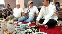 Momen IdulFitri 1447 H, Plt Kasat Pol PP Kampar Silaturrahmi ke Rumah Dinas Ketua DPRD Kampar 