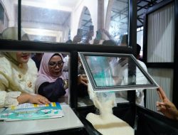 Wabup Kampar Launching Bank Beras Masjid Al-Ittihad Kuok