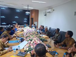 Plt Kadisdikpora Kampar Berikan Penjelasan, Terkait Puluhan Guru Bantu Adukan Nasib ke DPRD