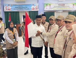 Bupati Kampar Secara Resmi, Lepas Keberangkatan JCH Kampar Kloter V di Embarkasi Batam