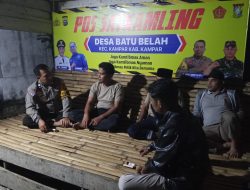 Polsek Kampar Sambangi Pos Satkamling Desa Batu Belah, Perkuat Kemitraan dengan Masyarakat