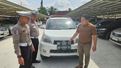 Satlantas polres Kampar Tindak Kendaraan dengan TNKB Tidak Sesuai Ketentuan
