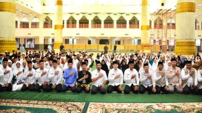 Bupati Ahmad Yuzar Tutup Manasik dan Melepas  453 JCH Kabupaten Kampar Tahun 1447 H/2026 M