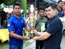 Serigala Muda Siak Hulu Juara Pacu Sampan Hari Jadi Kampar ke-76 